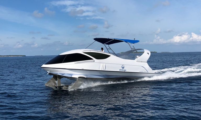 Glass Bottom Boat Looker 370