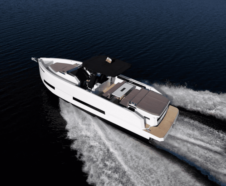 De Antonio Yachts – D32 OPEN