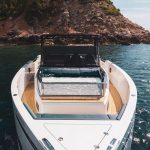 (English) De Antonio Yachts – D50 OPEN